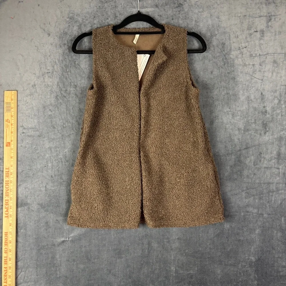 NWT Boutique brand GTOG Kids The Latt Classic Brown Teddy Bear vest Sz M/L